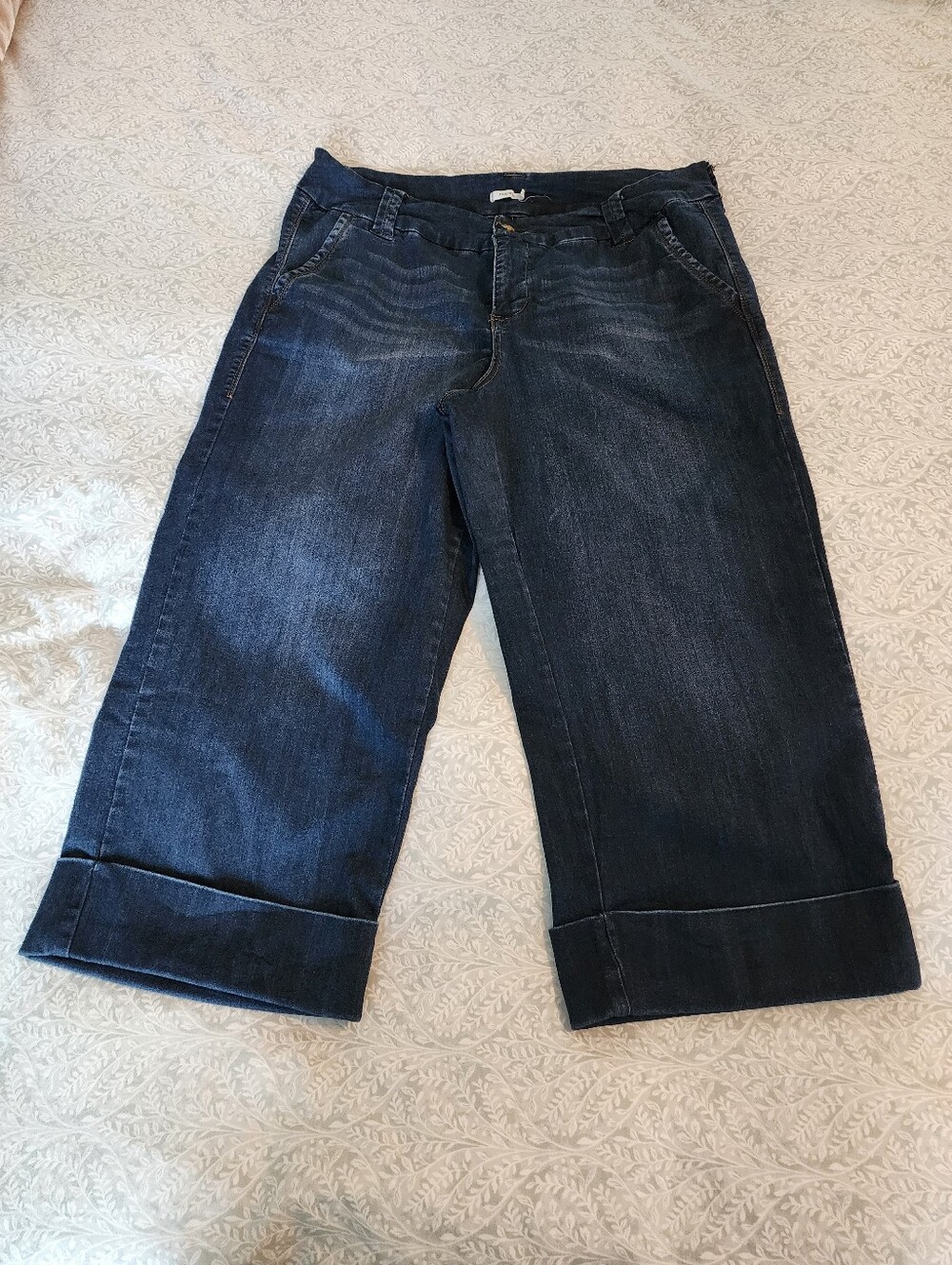 Plus Size M Jeans by Maurices High Rise Rolled Hem Cropped Jean, 18W - Picture 3 of 11